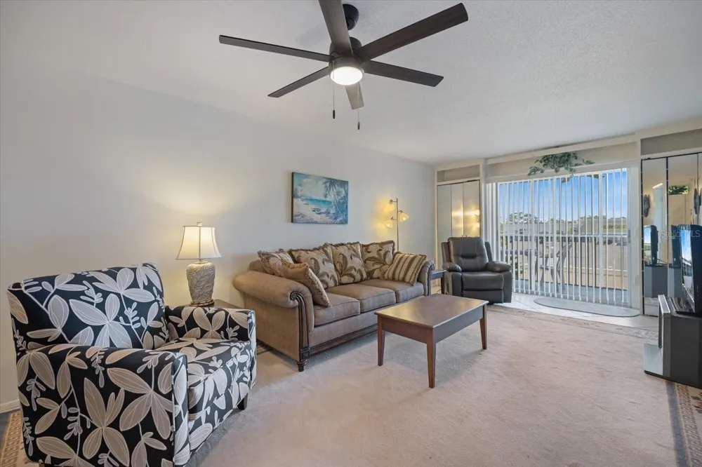 649 TAMIAMI TRAIL S #301 Venice, FL 34285