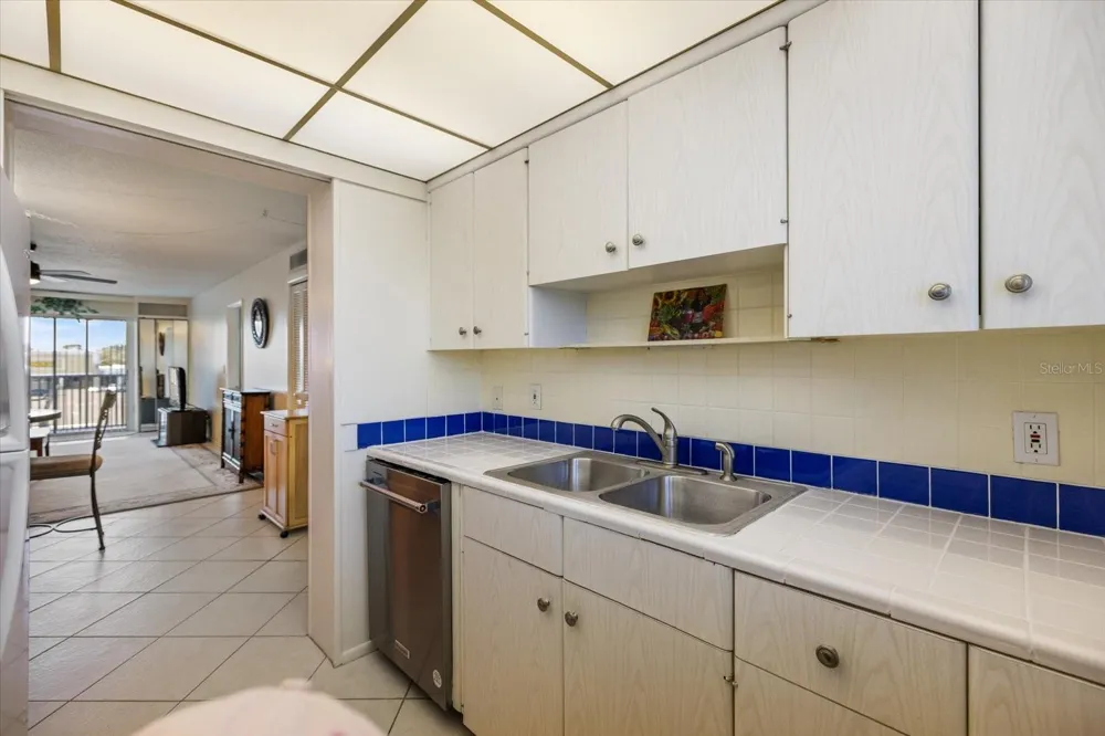 649 TAMIAMI TRAIL S #301 Venice, FL 34285