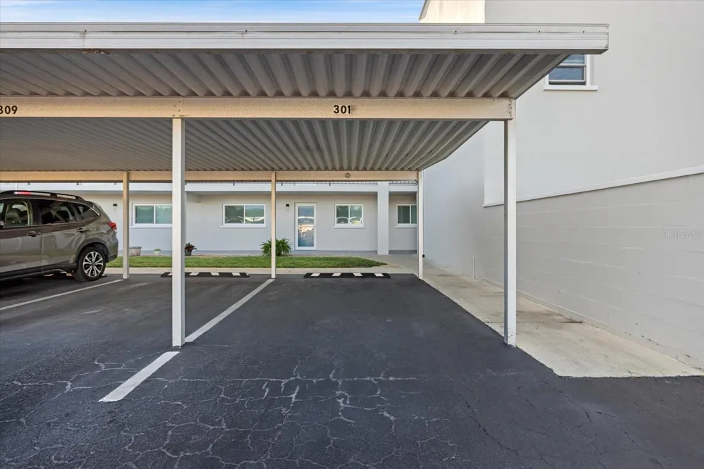 649 TAMIAMI TRAIL S #301 Venice, FL 34285