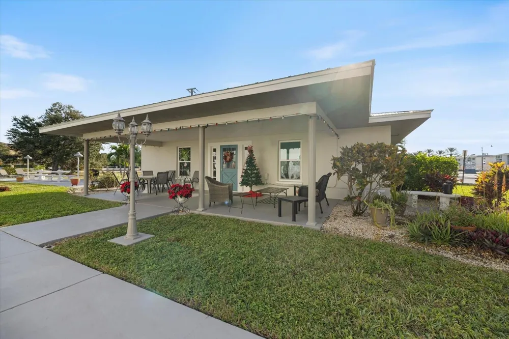 649 TAMIAMI TRAIL S #301 Venice, FL 34285