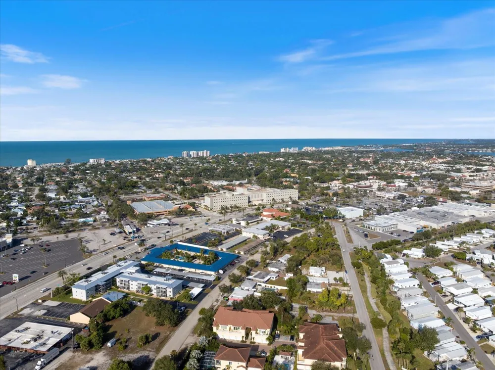649 TAMIAMI TRAIL S #301 Venice, FL 34285