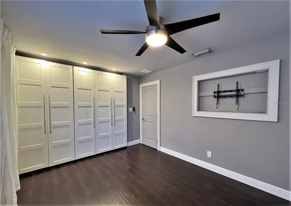 7830 46TH WAY Pinellas Park, FL 33781