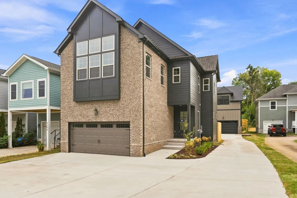 518A Eastboro Drive Nashville, TN 37209