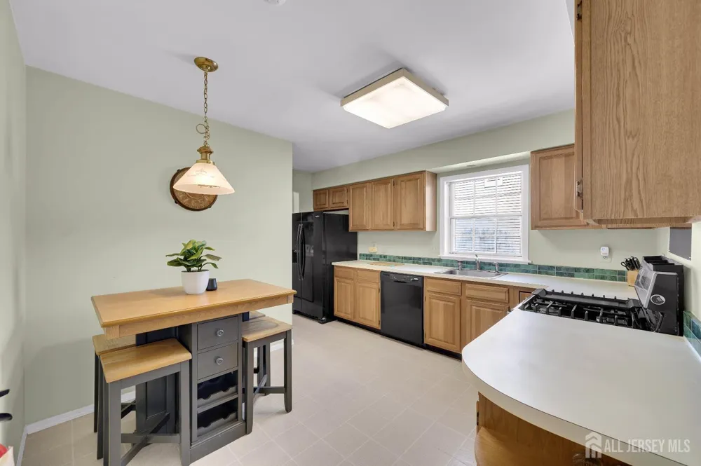 8 Ingram Drive #D Monroe, NJ 08831