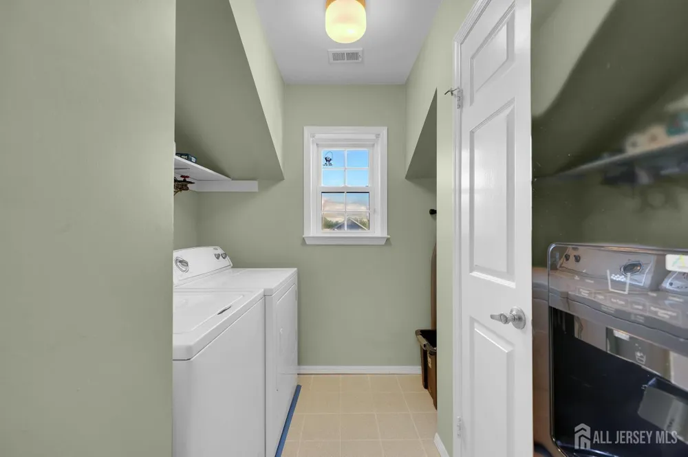 8 Ingram Drive #D Monroe, NJ 08831