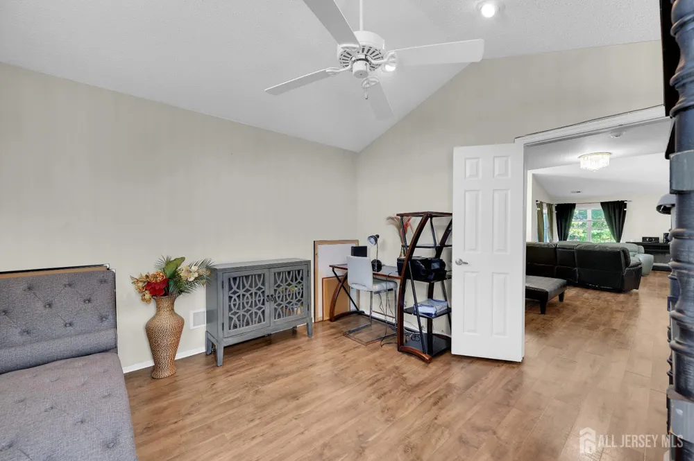 8 Ingram Drive #D Monroe, NJ 08831