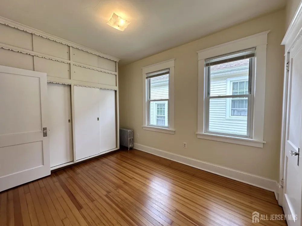 11 Oxford Street #2 New Brunswick, NJ 08901