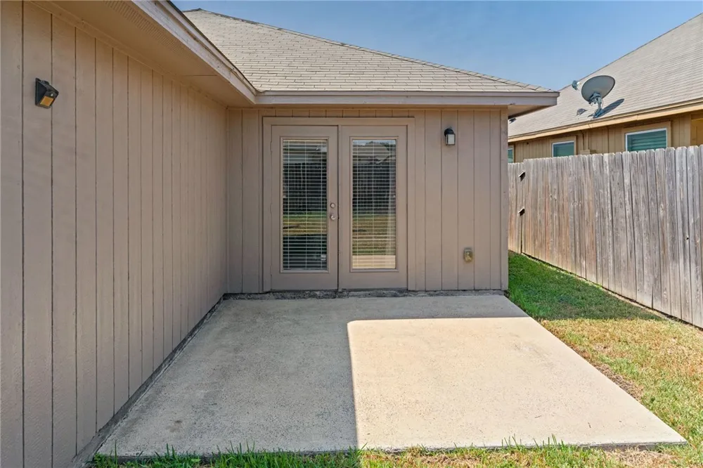 3010 Besterio Drive Corpus Christi, TX 78415