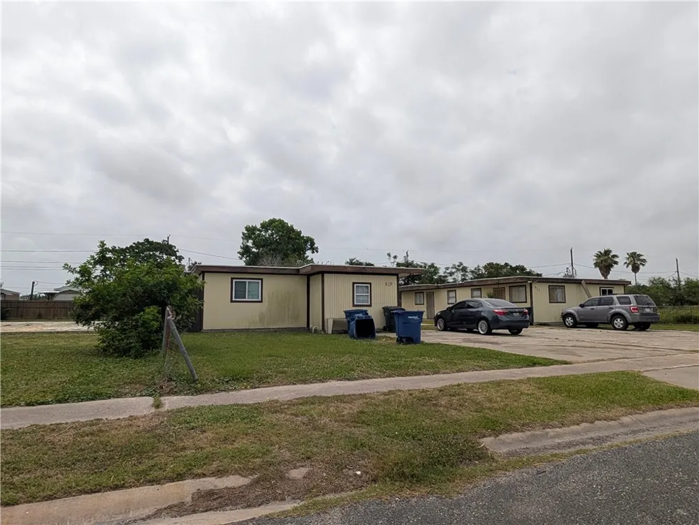 929 Mcdonald Street Corpus Christi, TX 78418