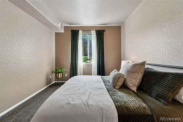 22920 E Roxbury Drive #E Aurora, CO 80016