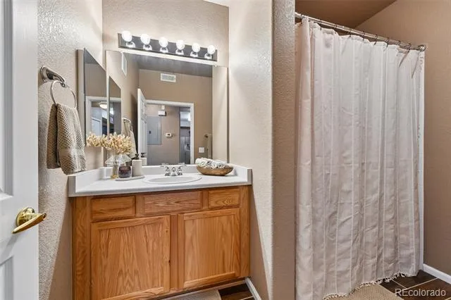 22920 E Roxbury Drive #E Aurora, CO 80016