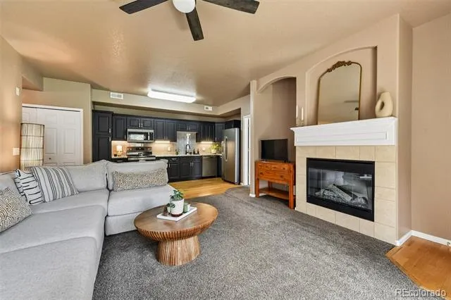 22920 E Roxbury Drive #E Aurora, CO 80016