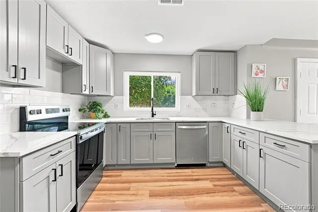 1364 Lima Street Aurora, CO 80010
