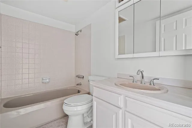 7000 E Quincy Avenue #C208 Denver, CO 80237