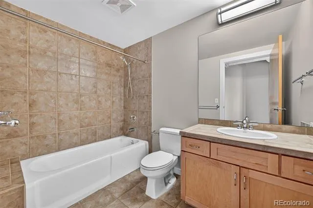 201 E Las Animas Street #307 Colorado Springs, CO 80903
