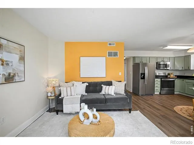 1629 S Deframe Street #B8 Lakewood, CO 80228