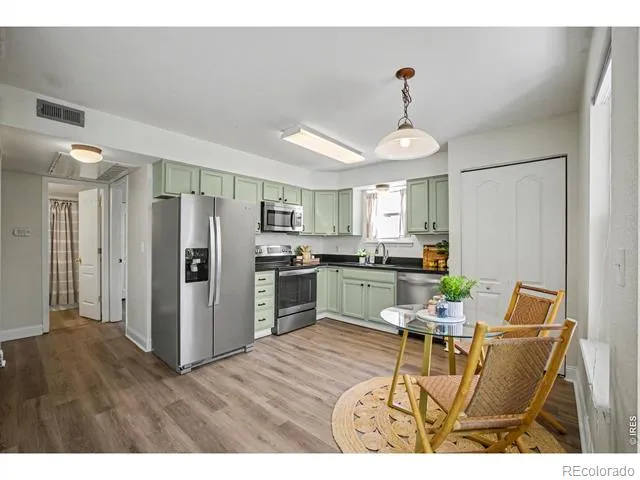 1629 S Deframe Street #B8 Lakewood, CO 80228