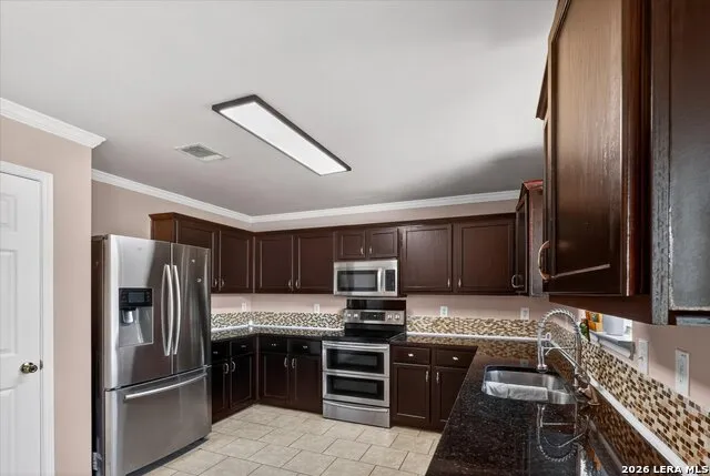 6942 Caribou Crk San Antonio, TX 78244