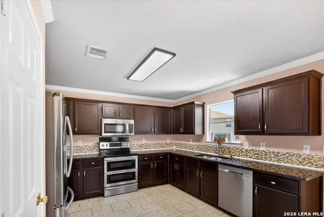6942 Caribou Crk San Antonio, TX 78244