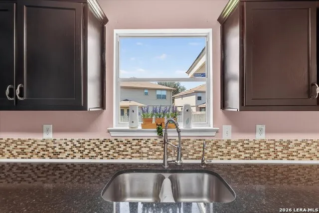 6942 Caribou Crk San Antonio, TX 78244