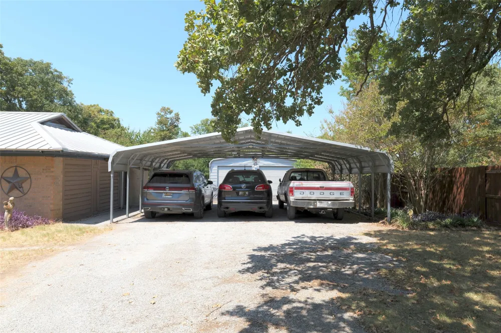 3741 County Road 423 Cleburne, TX 76031