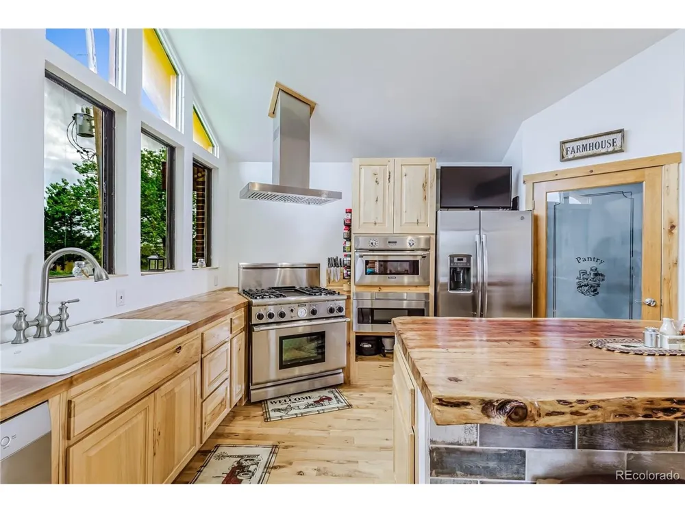 16535 W 79th Drive Arvada, CO 80007