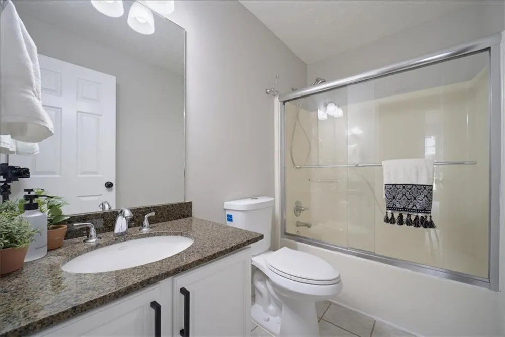 7425 Hickory Bluff Drive Cumming, GA 30040
