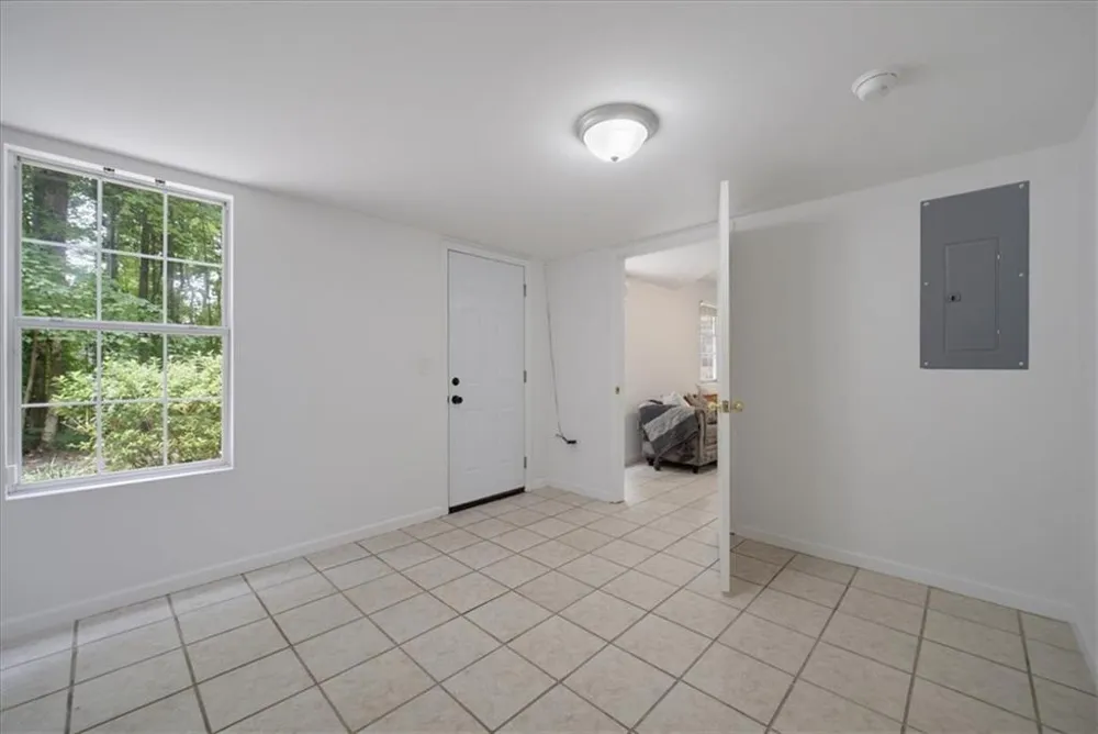 7425 Hickory Bluff Drive Cumming, GA 30040