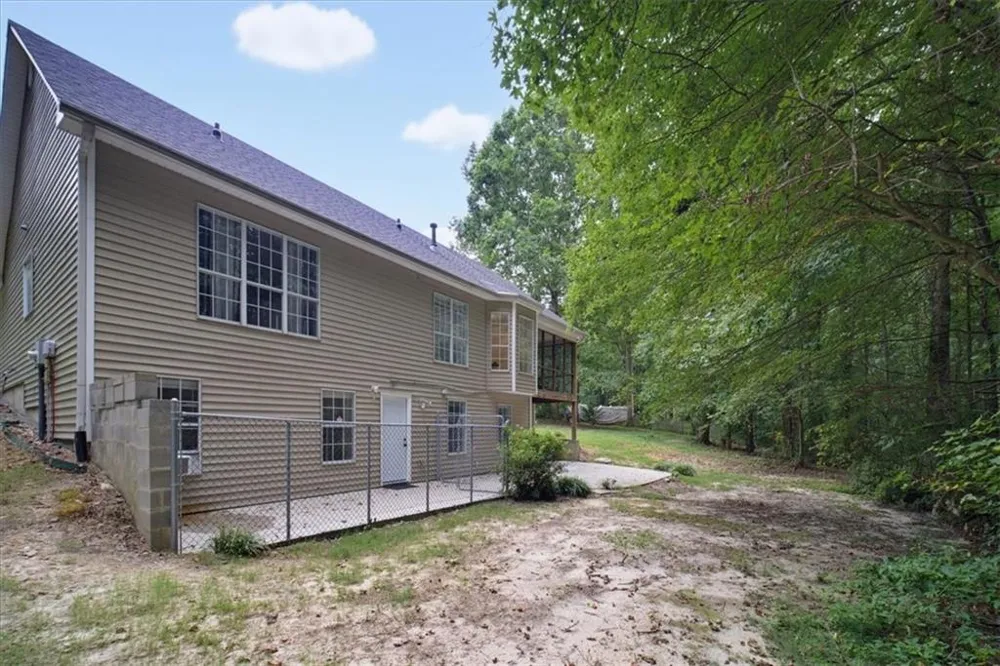 7425 Hickory Bluff Drive Cumming, GA 30040