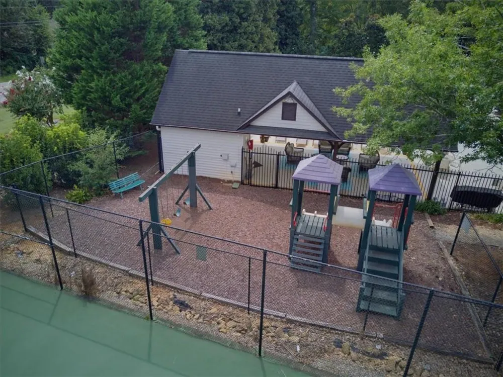 7425 Hickory Bluff Drive Cumming, GA 30040