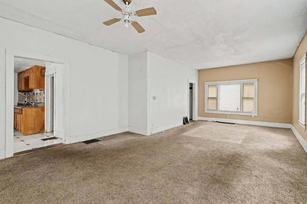 549 E Britain Avenue Benton Harbor, MI 49022
