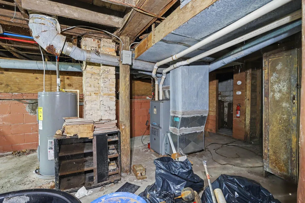 549 E Britain Avenue Benton Harbor, MI 49022