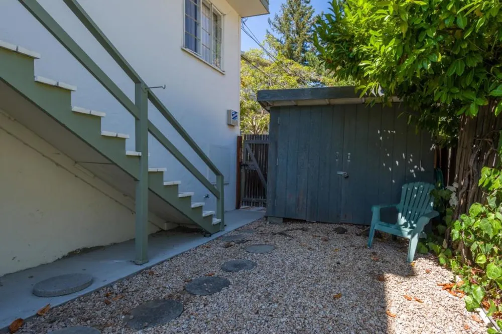 230 Eaton Road San Mateo, CA 94402