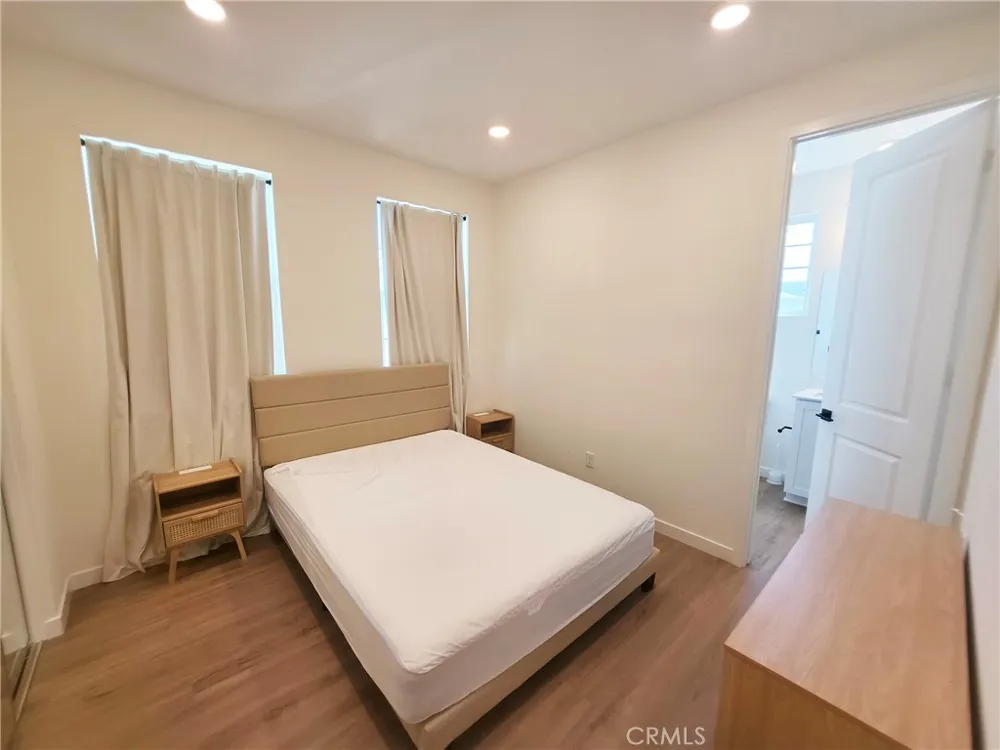 27589 Sanctuary Court Valencia, CA 91381