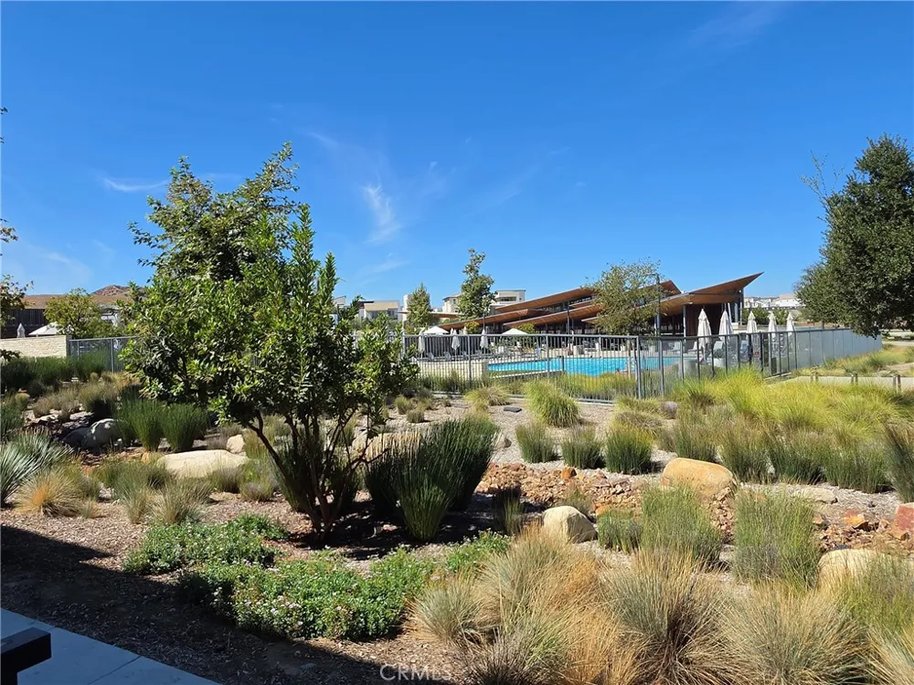 27589 Sanctuary Court Valencia, CA 91381