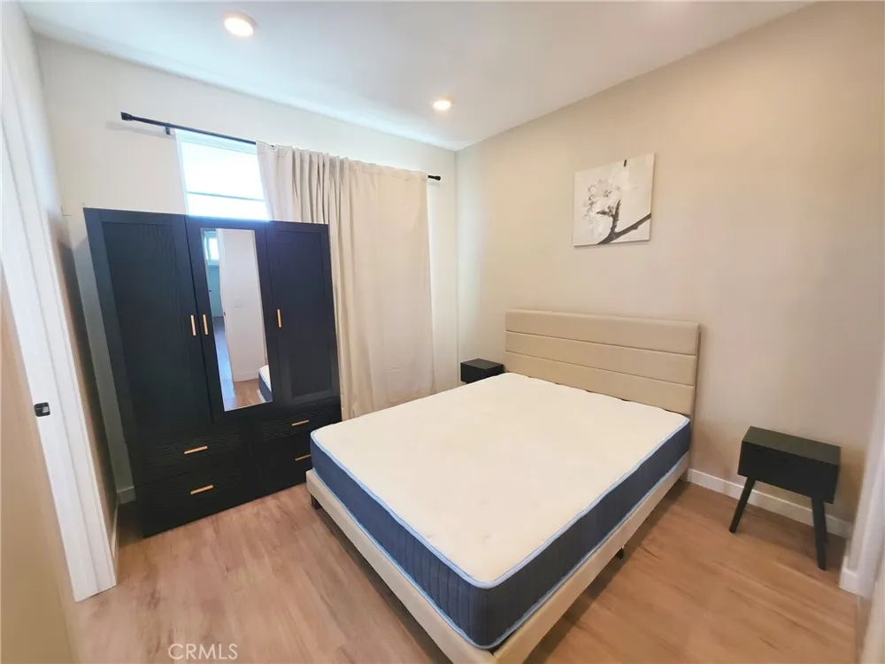 27589 Sanctuary Court Valencia, CA 91381