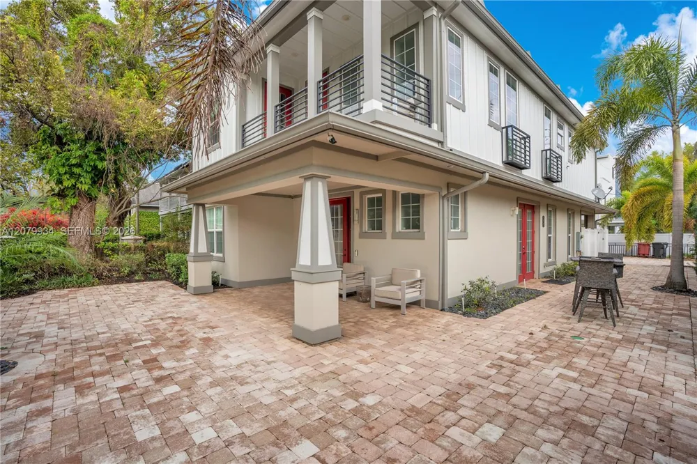555 Peachtree Road Orlando, FL 32804