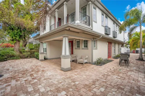 555 Peachtree Road