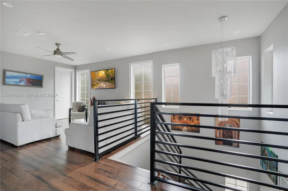 555 Peachtree Road Orlando, FL 32804