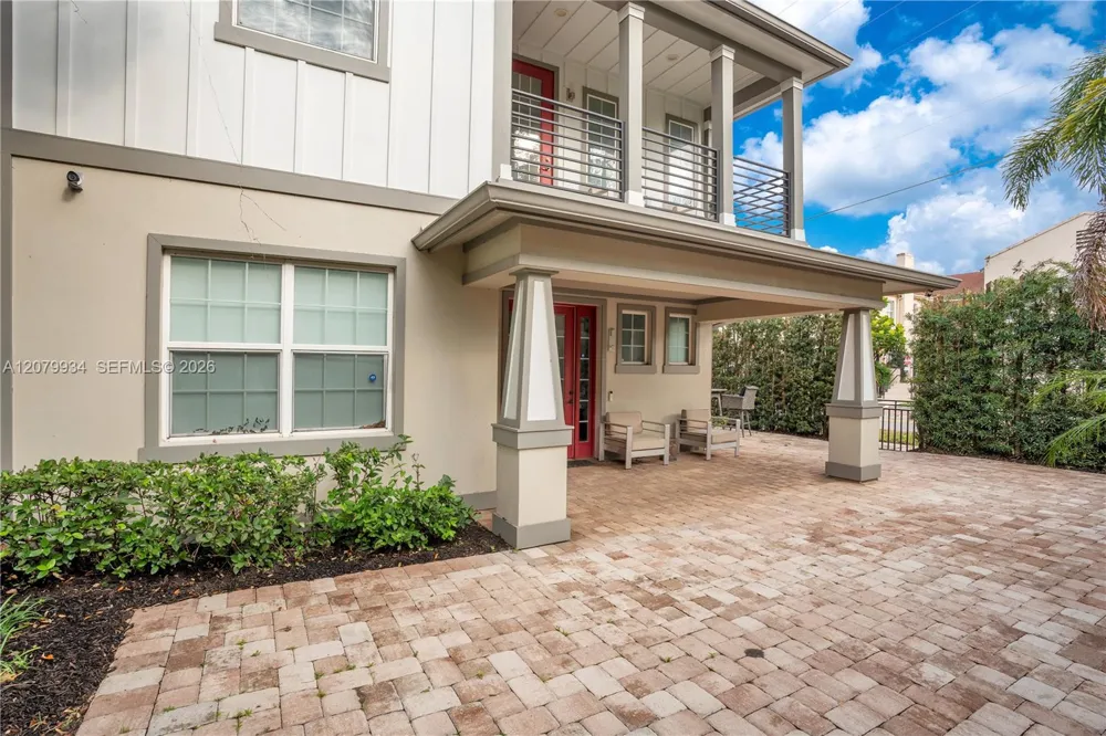 555 Peachtree Road Orlando, FL 32804