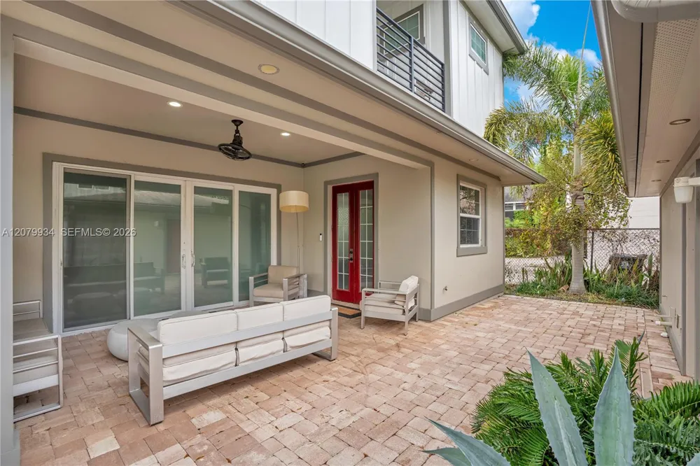 555 Peachtree Road Orlando, FL 32804