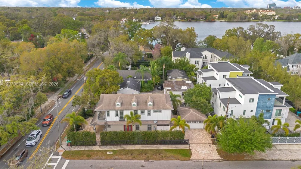 555 Peachtree Road Orlando, FL 32804