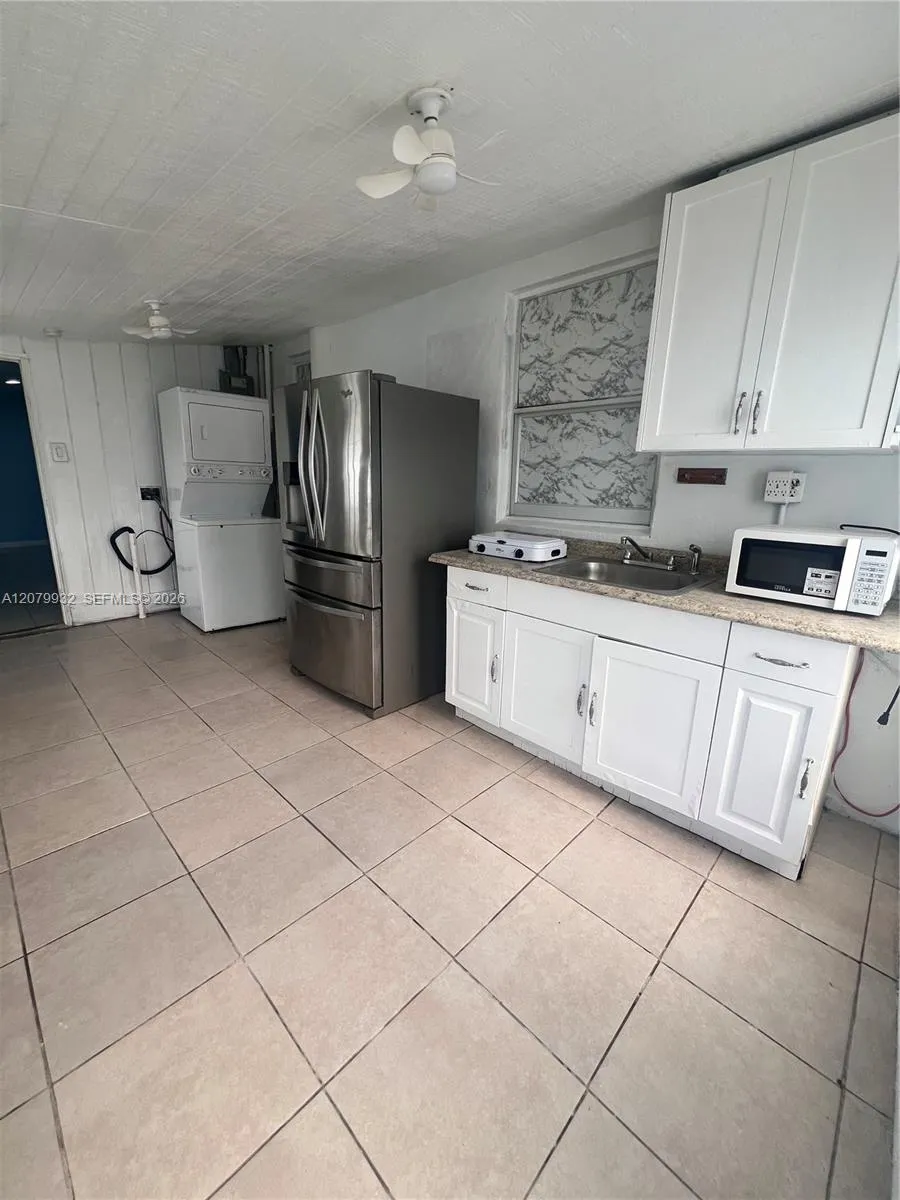 828 SW 3rd St #828 Florida City, FL 33034