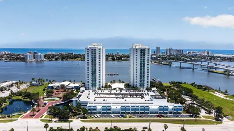 231 RIVERSIDE DRIVE #1108-1