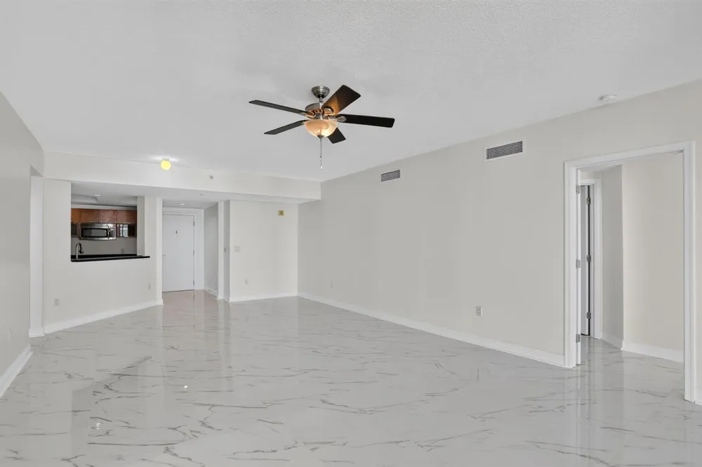 231 RIVERSIDE DRIVE #1108-1 