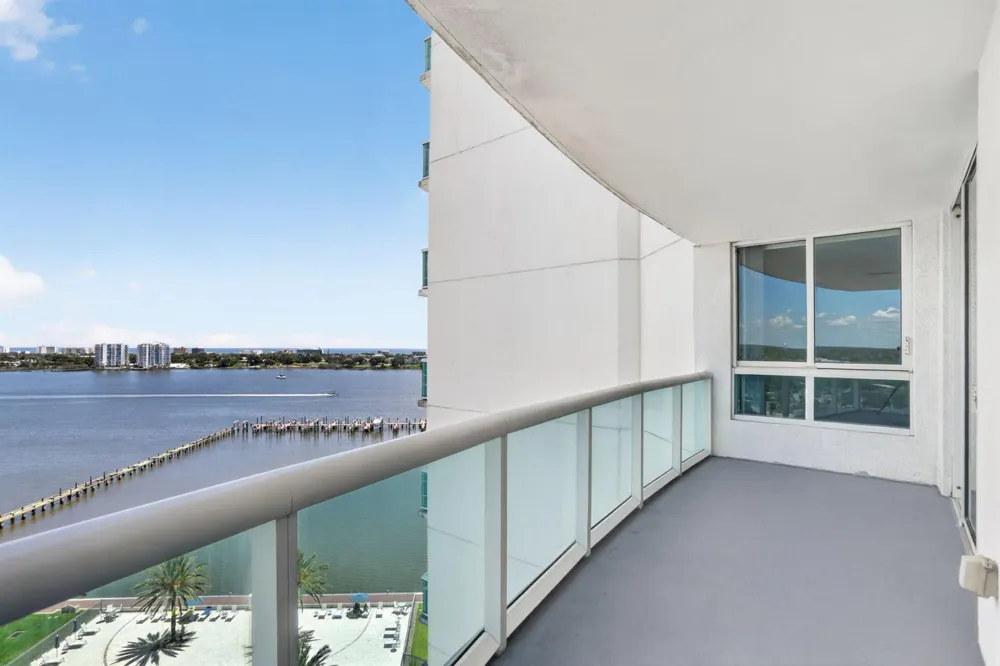 231 RIVERSIDE DRIVE #1108-1 