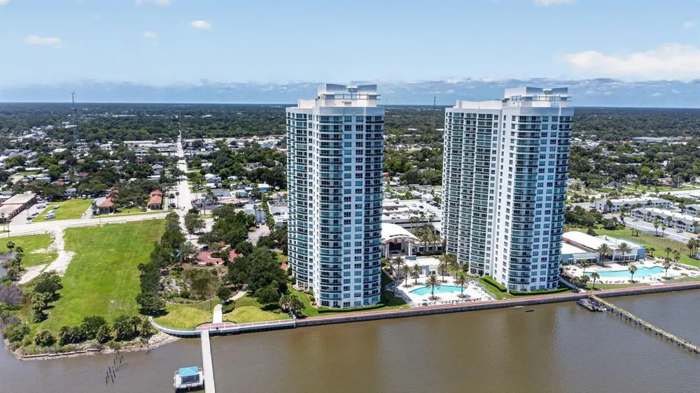 231 RIVERSIDE DRIVE #1108-1 