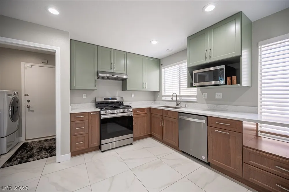3725 Shanagolden Street Las Vegas, NV 89129