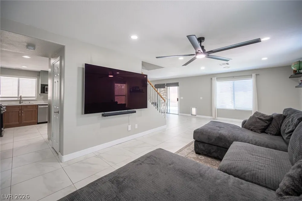 3725 Shanagolden Street Las Vegas, NV 89129