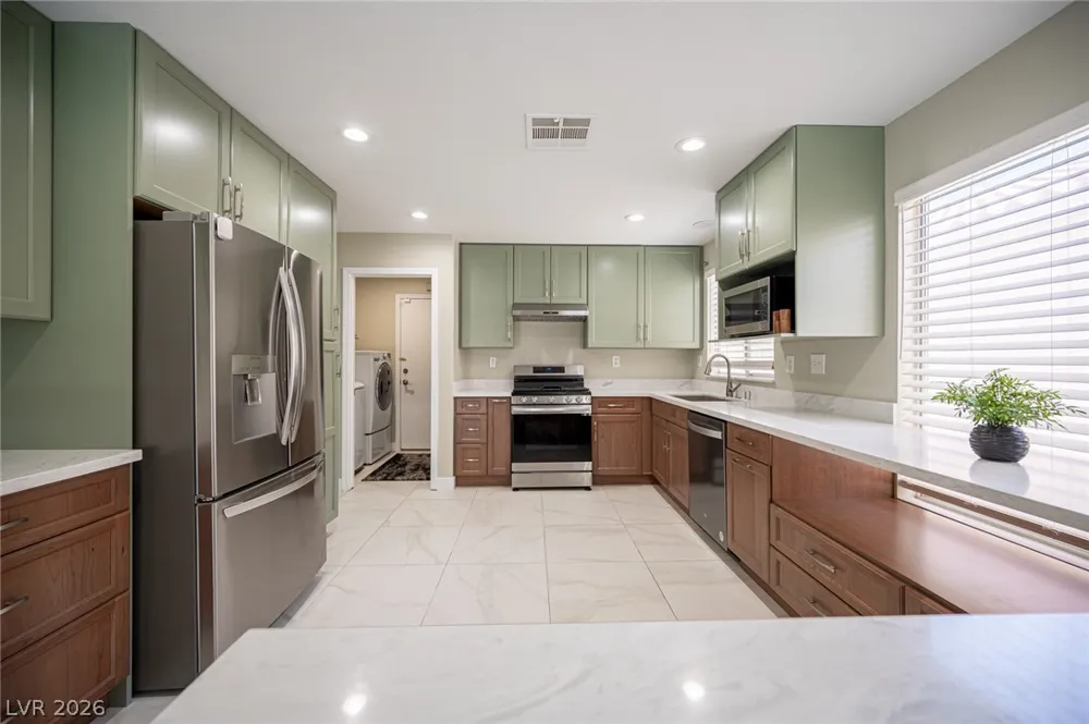 3725 Shanagolden Street Las Vegas, NV 89129